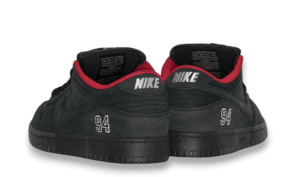 Supreme® Nike SB Dunk Low Black