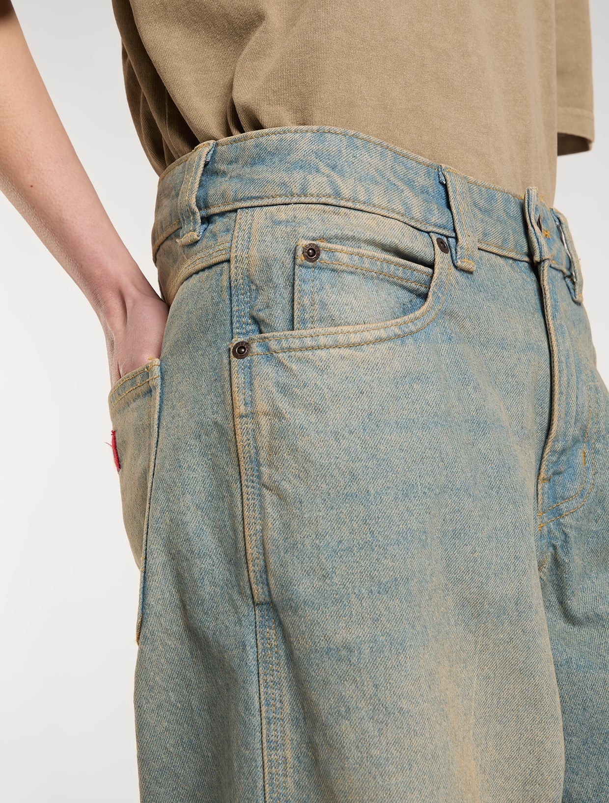 Dickies Women's Leesburg Mid Waist Relaxed Straight Jeans Light Aged Fade