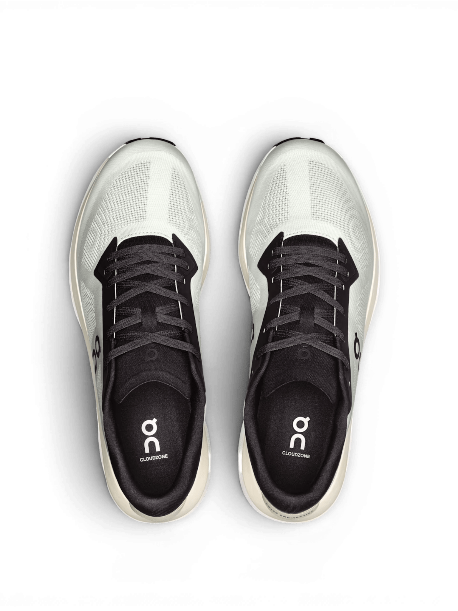 On Running Cloudzone Ice Black