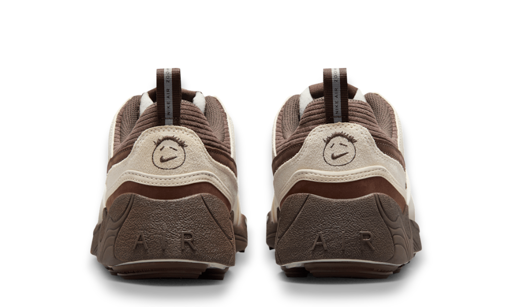 Nike Travis Scott Zoom Field Jaxx Pale Ivory and Leche Blue