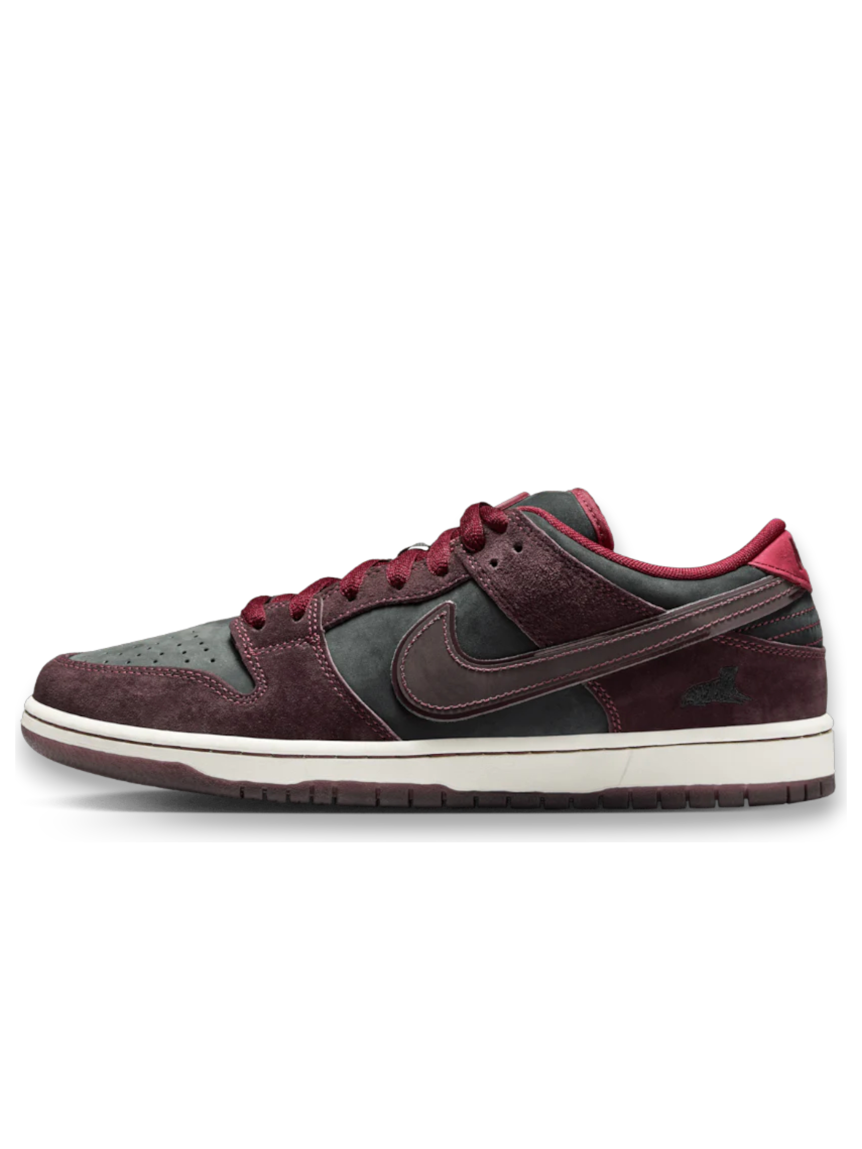Nike SB Dunk Low Pro x Riot Skateshop