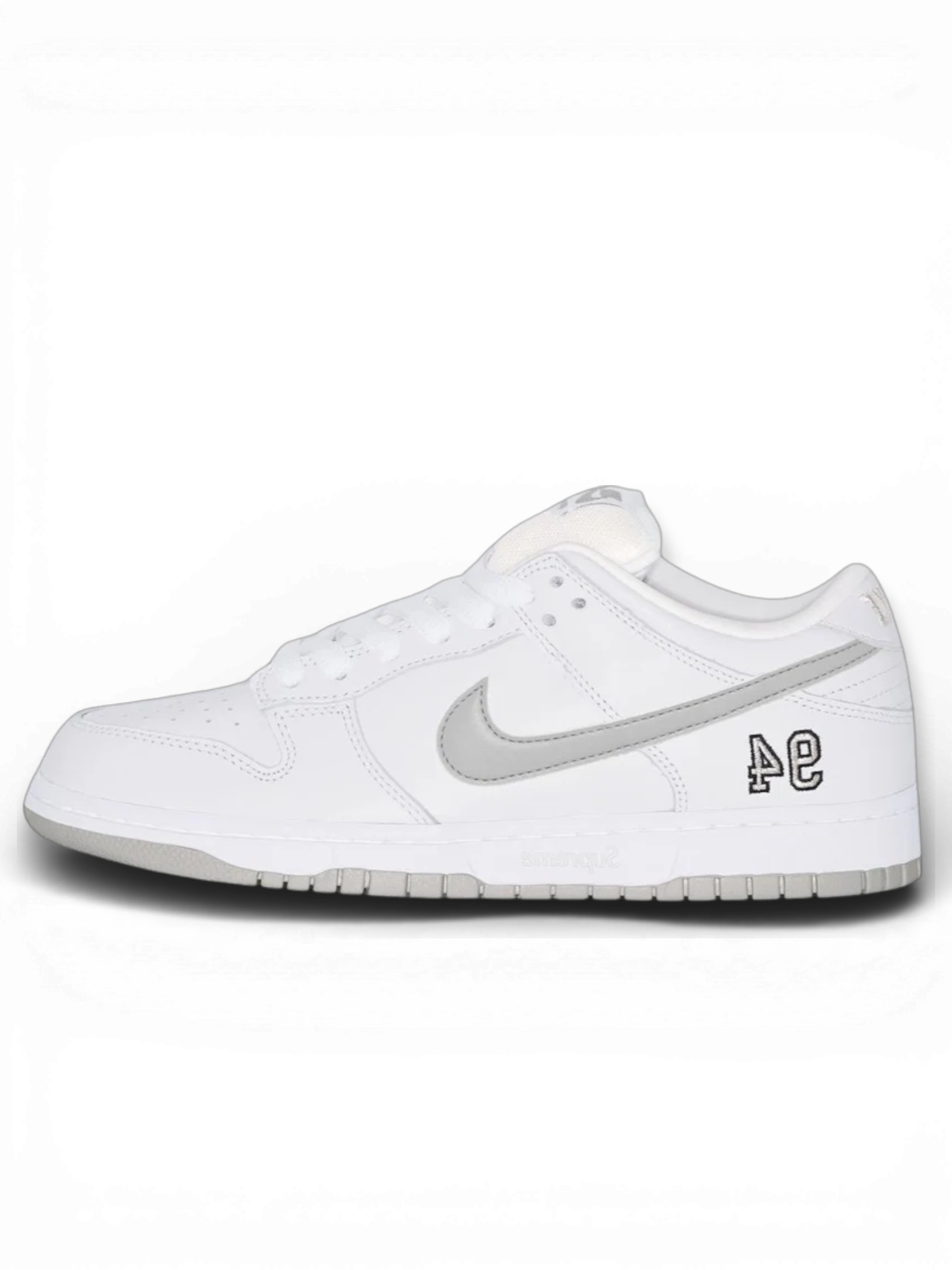 Supreme® Nike SB Dunk Low White