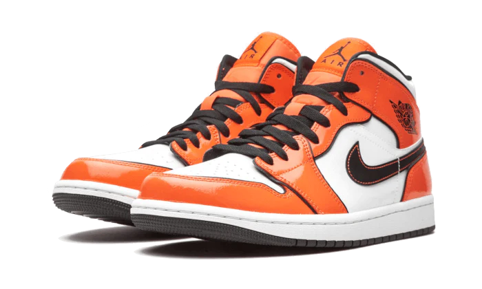 Air Jordan 1 Mid SE Turf Orange