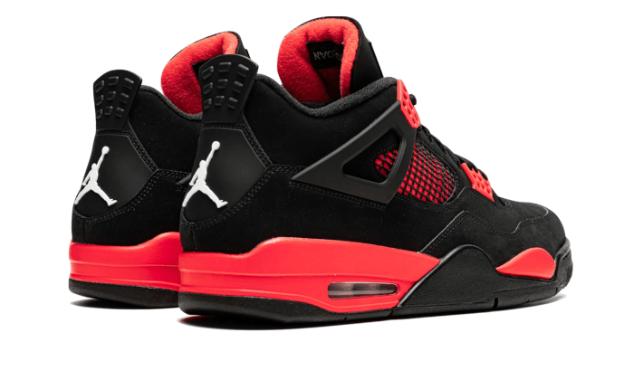 Jordan 4 sales nere e rosse