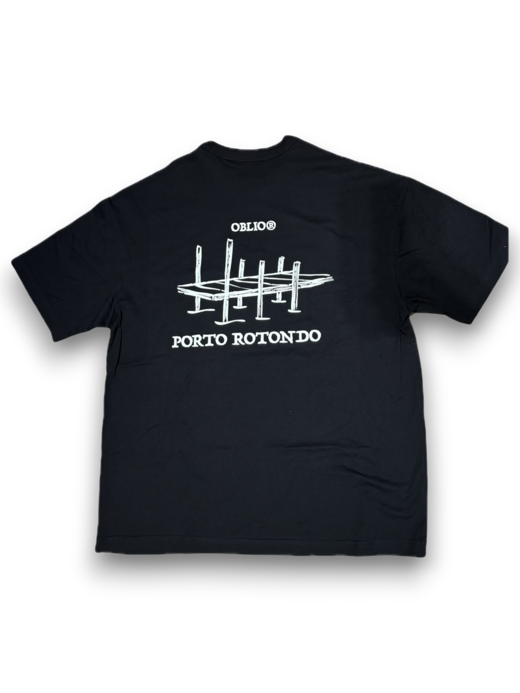 Oblio t-shirt Porto Rotondo Pontile black