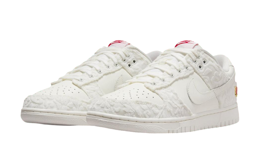 Nike Dunk Low Give Her Flowers