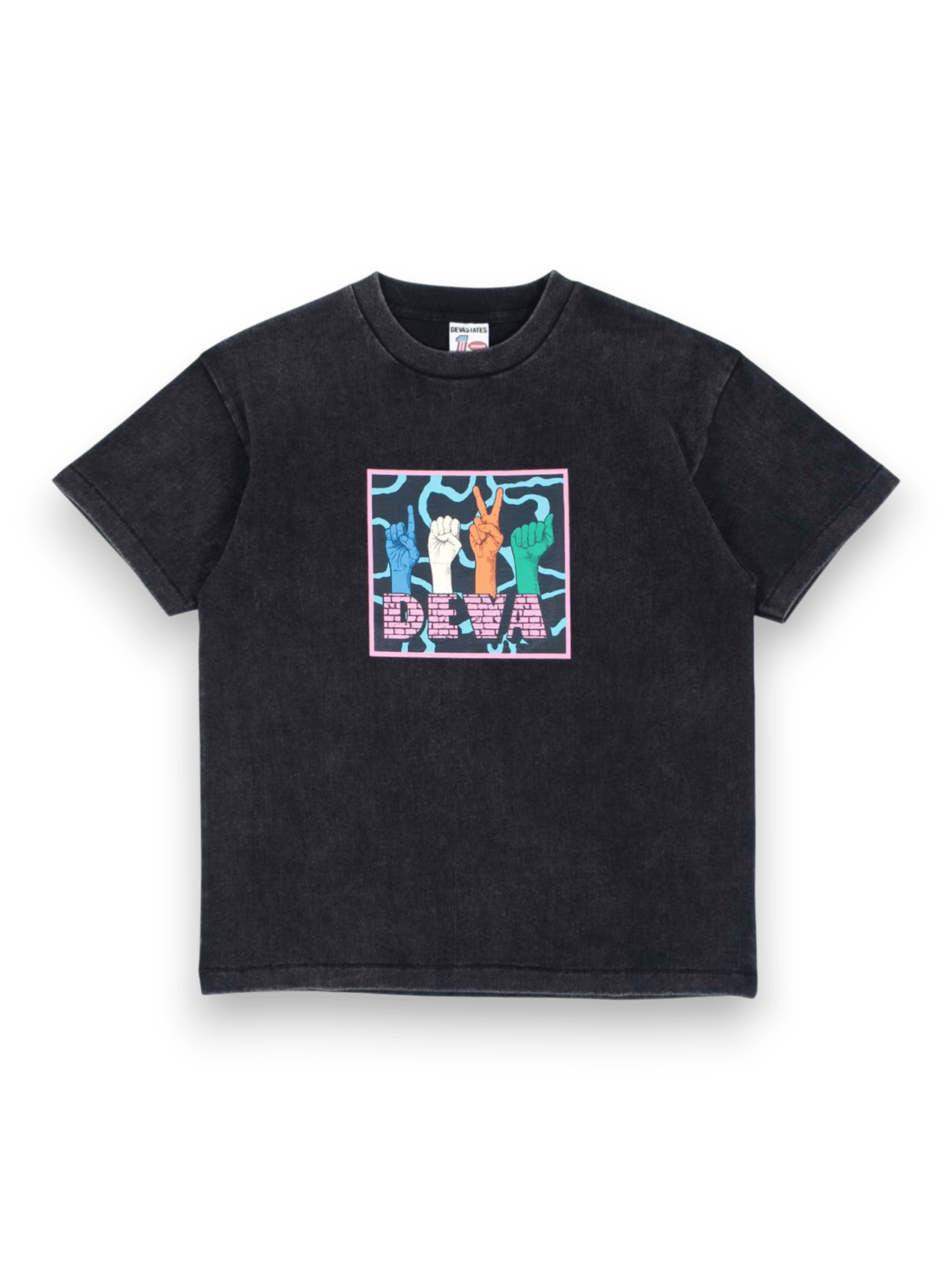 DEVÁ STATES Dash GFX T-Shirt Washed Black